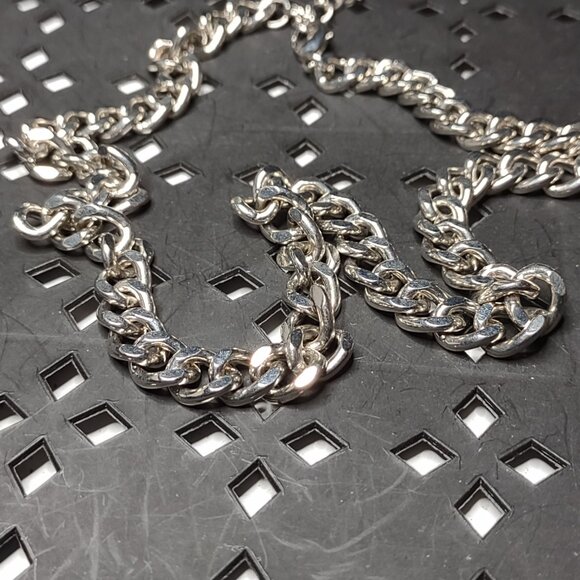 19 Inch Heavy Metal Curb Link Necklace - Picture 7 of 11